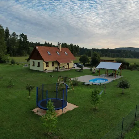 Nyaraló Les Kralovstvi