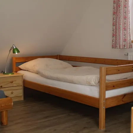 Nyaraló Les Kralovstvi Mostek