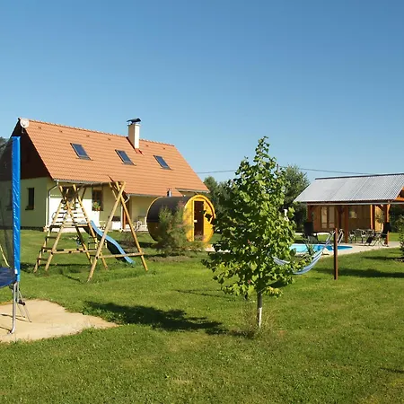 Les Kralovstvi *