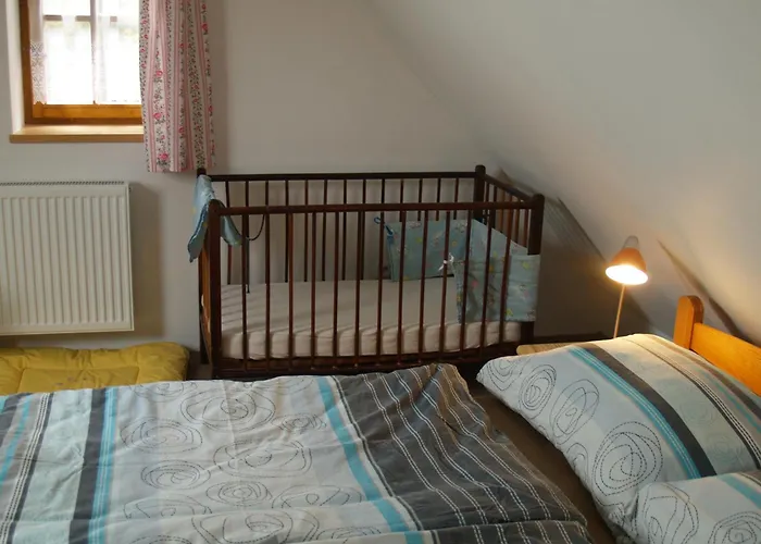 Les Kralovstvi Holiday home *